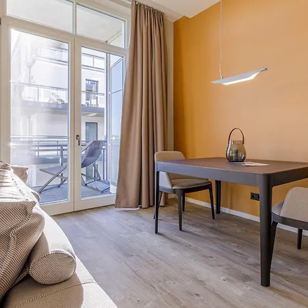 Seeschwalbe In Der Alten Seefahrtschule Wustrow (Fischland)